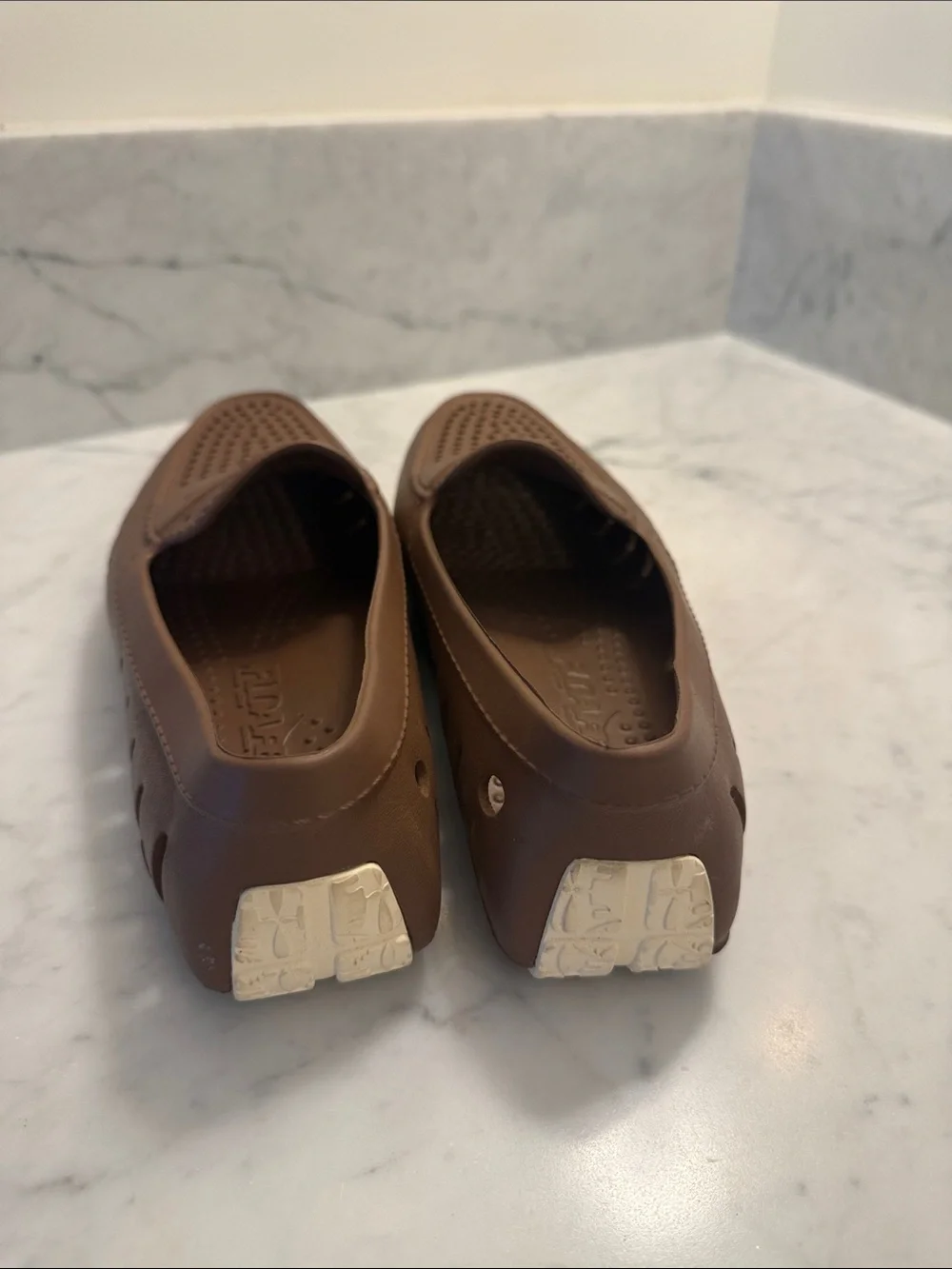 Floafers Men’s Country Club Driver 2.0 Waterproof Men's Loafer, size 10